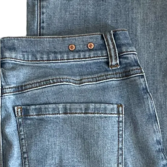 Cabi Palm Beach Crop Blue Denim Wide Leg Cropped Jeans. Size 6