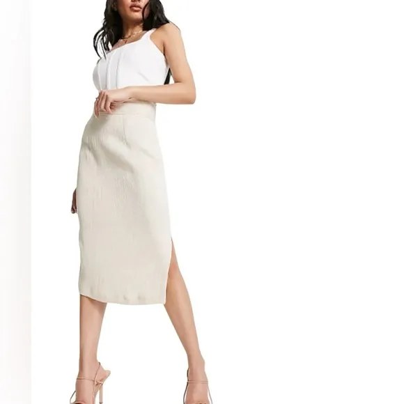 Closet London Skirt Womens Size 4 Cream Ribbed Bodycon Minimalist Pencil NWT