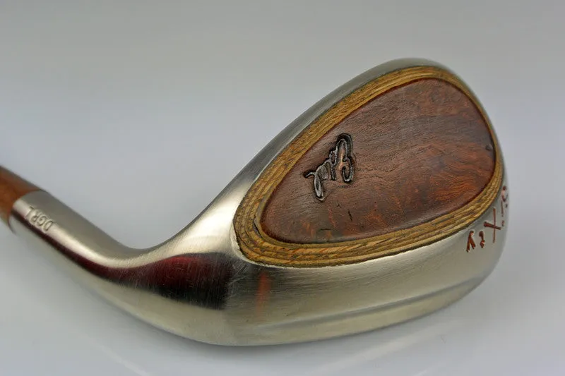 EDEL Woody Walnut Burl Back Wedge