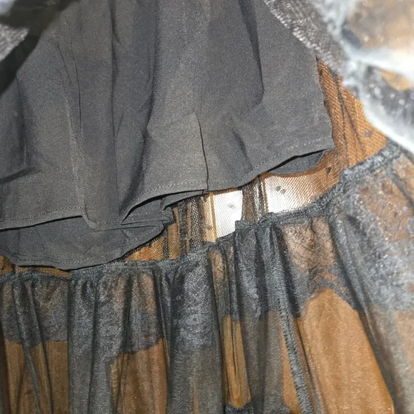 Elegant BLACK Lace Tiered Skirt