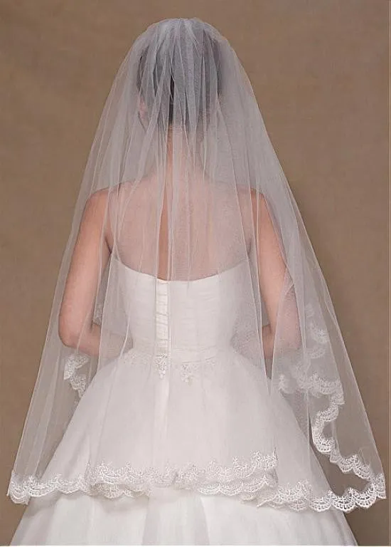 Elegant Tulle Wedding Veil With Lace & Comb