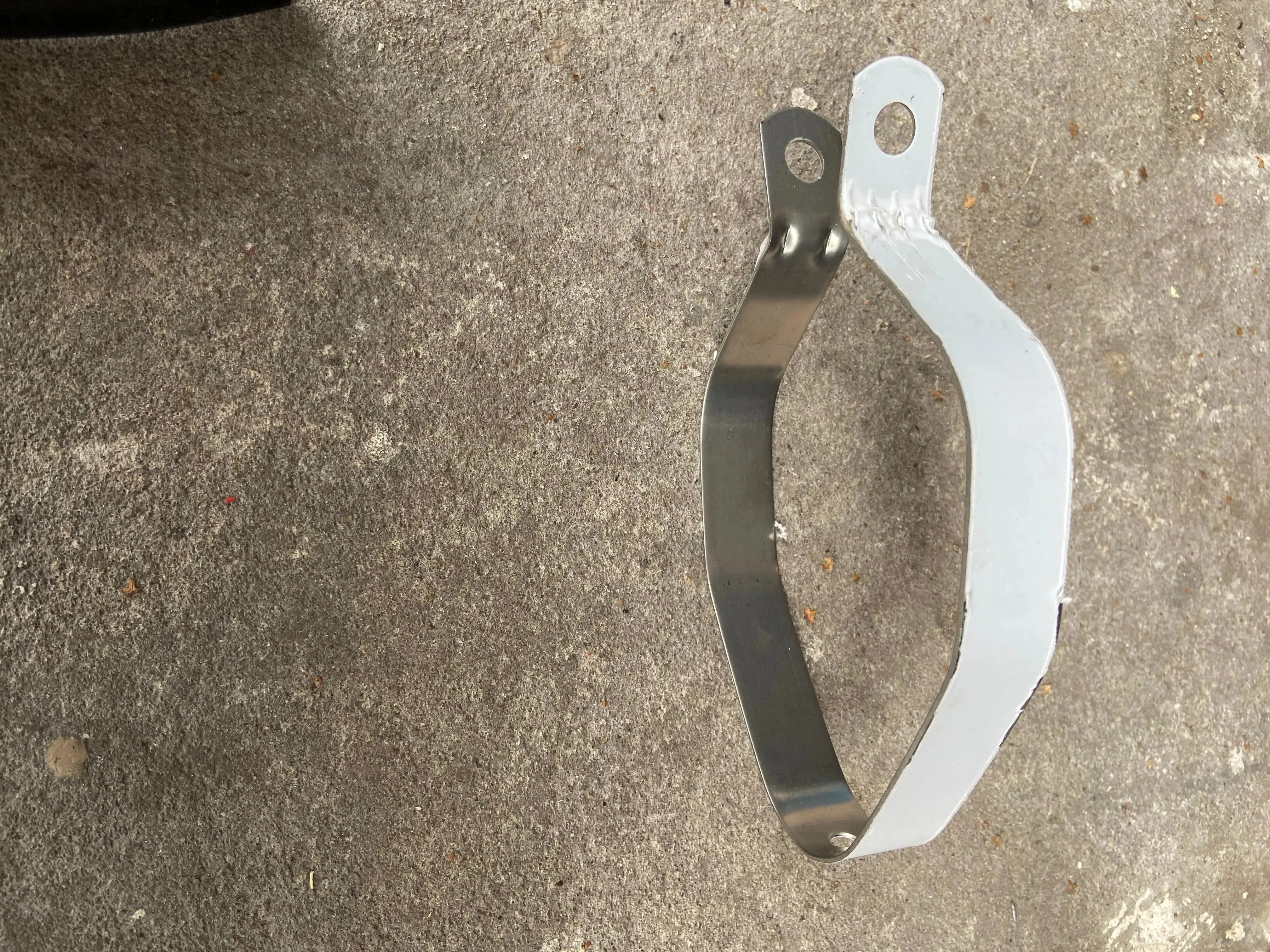Exhaust Holder | Universal