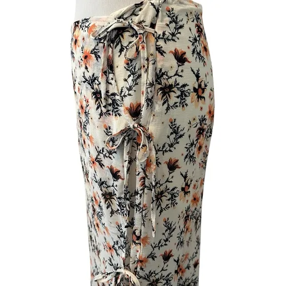 Free people Floral Maxi Skirt - Cream and Black, peach in size 8