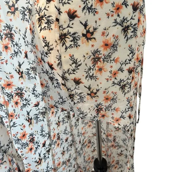 Free people Floral Maxi Skirt - Cream and Black, peach in size 8