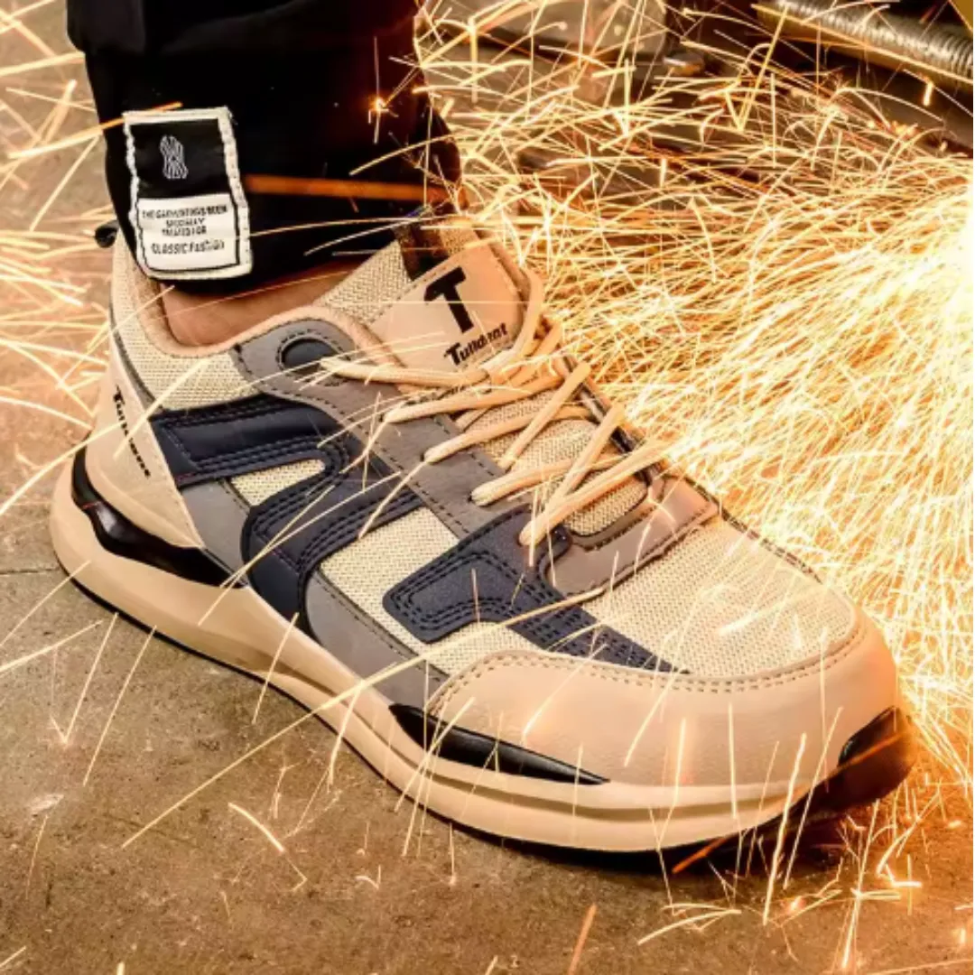 Lightweight Protective Work Sneakers