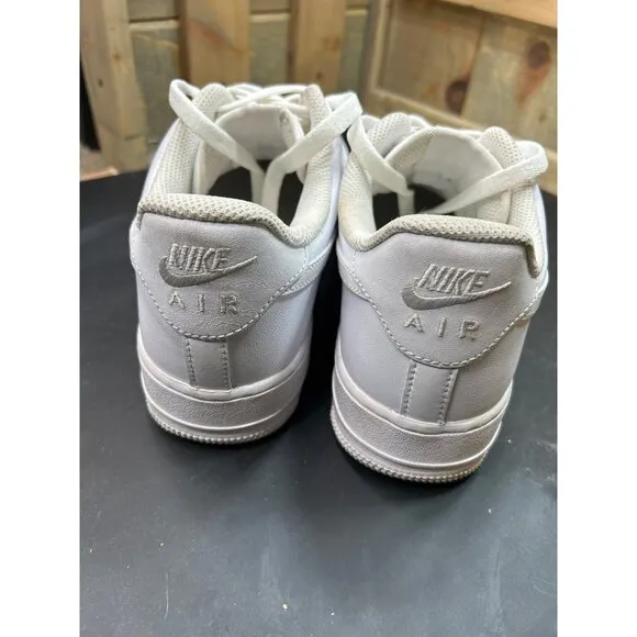 Nike Air Force 1 Low White Leather Mens Sneakers Size 9 Classic Athletic Shoes