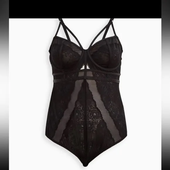 NWT Torrid Bodysuit Blk Stud Strappy size 0