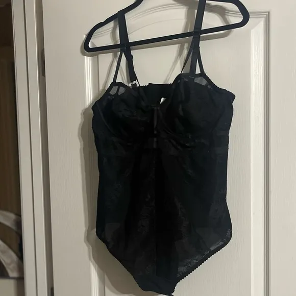 NWT Torrid Bodysuit Blk Stud Strappy size 0