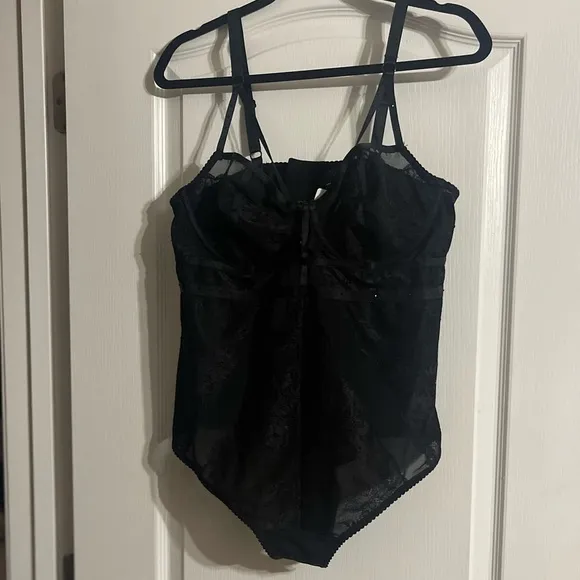 NWT Torrid Bodysuit Blk Stud Strappy size 0