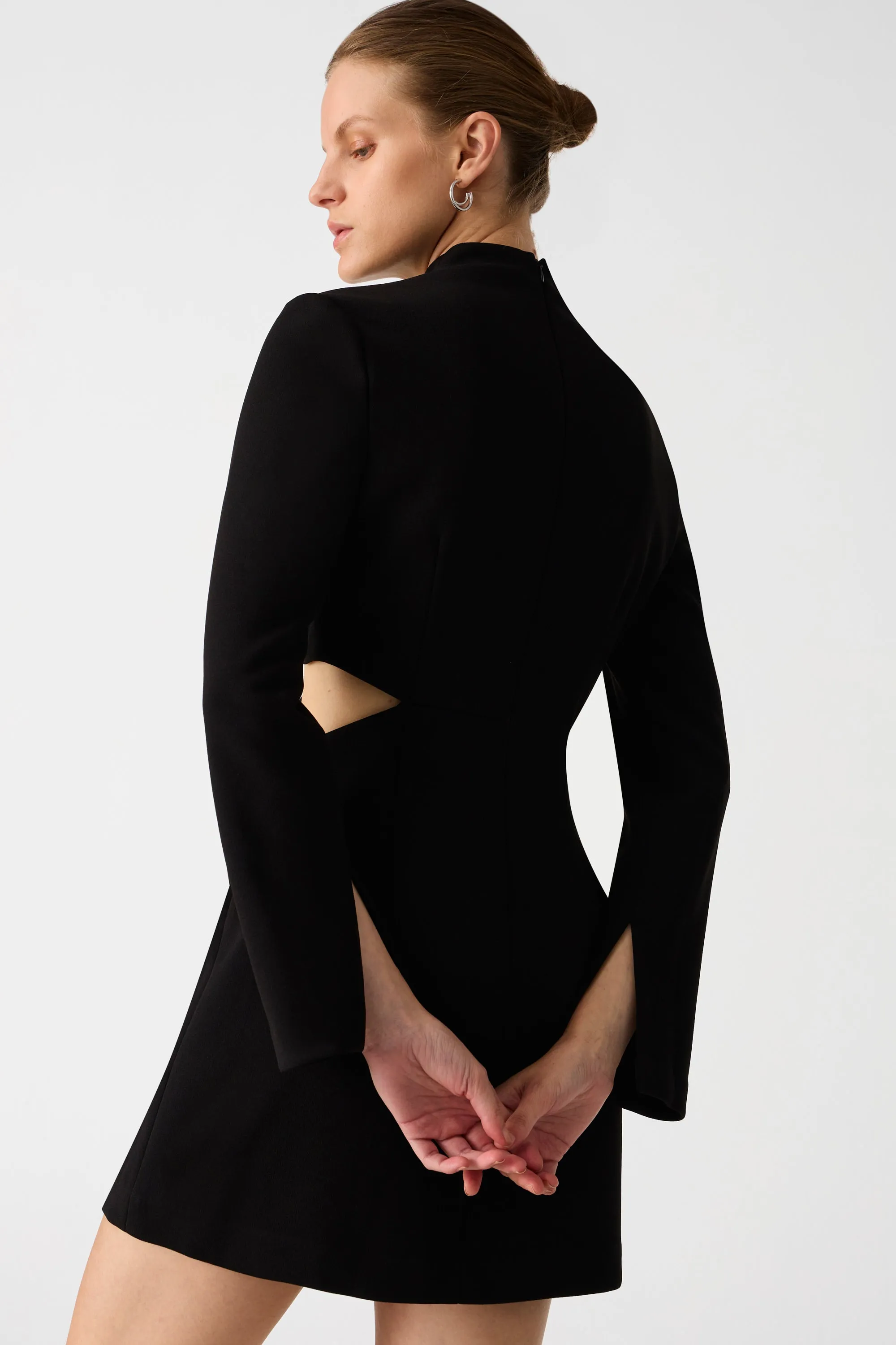 PIPPA CREPE MINI DRESS