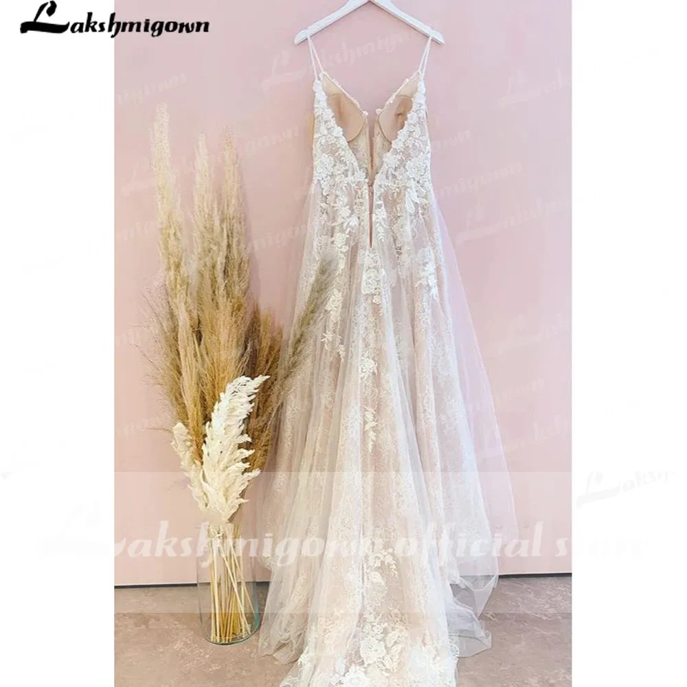 Sexy Lace Wedding Dress V-Neck Open Back Boho Wedding Gown Simple Spaghetti Straps Blush pink Beach Bridal Dress Robe De Mariee