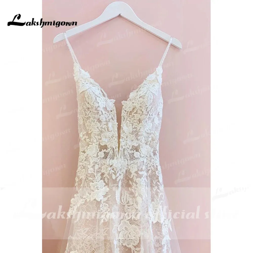 Sexy Lace Wedding Dress V-Neck Open Back Boho Wedding Gown Simple Spaghetti Straps Blush pink Beach Bridal Dress Robe De Mariee