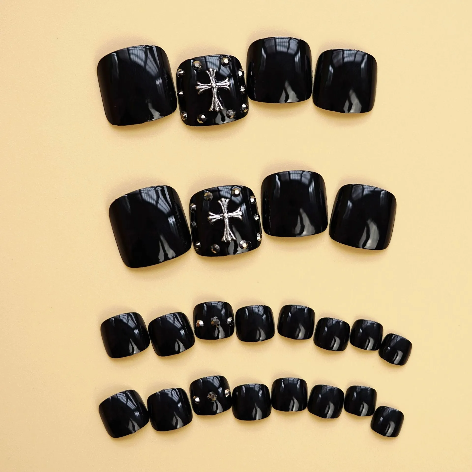 Square Toe Cross Black