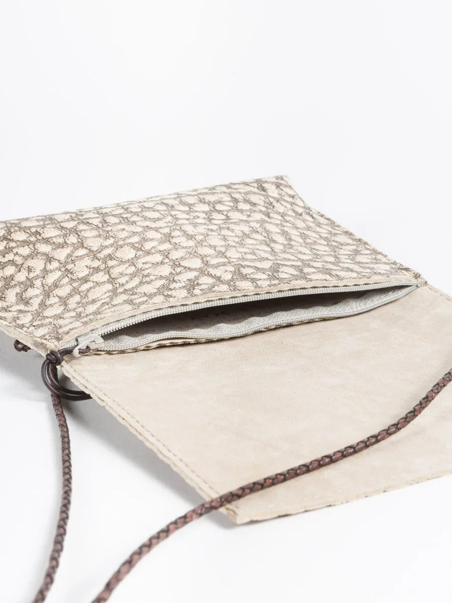 strappy foldover - pebble sesame