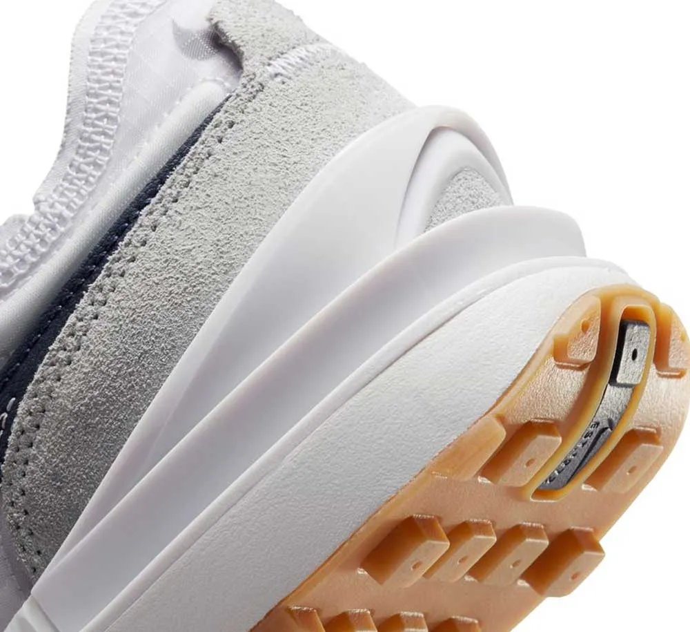 W NIKE WAFFLE ONE